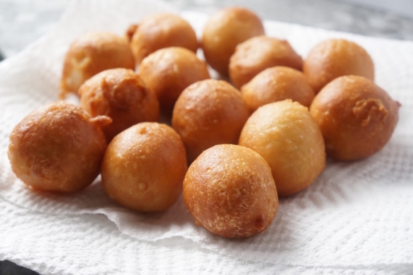 Puff puff - Nigerian - snack - how - to - round- balls - easy - sweet