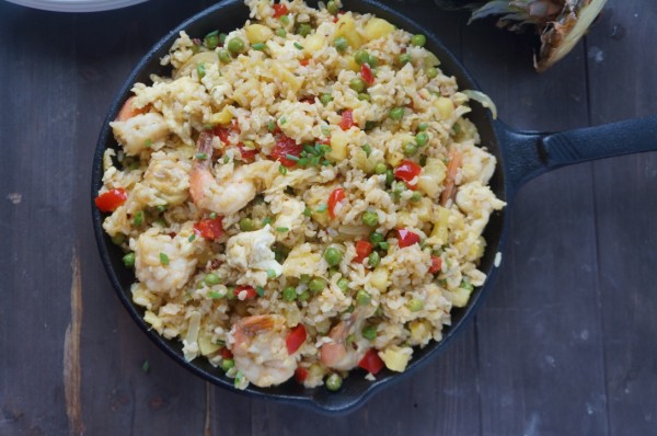 pineapple brown fried rice eggs shrimps 